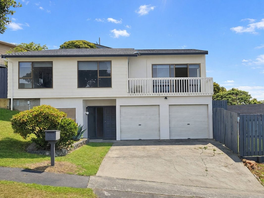 18 Mercury Way, Whitby, Porirua - Carousel 1