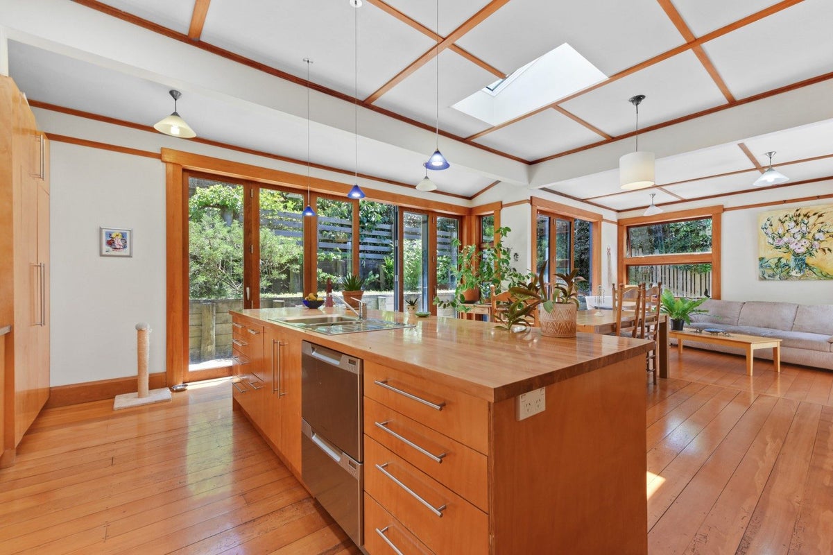60 Renwick Place, Nelson South, Nelson - Carousel 2