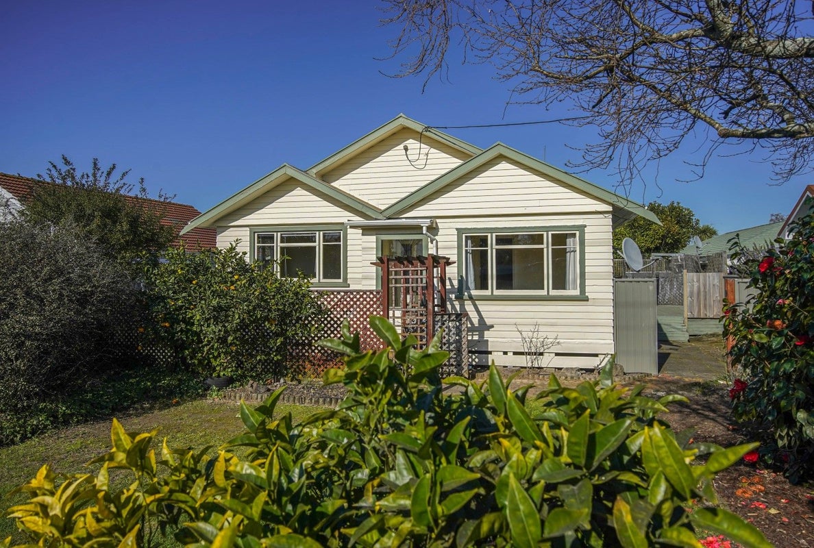 1/91 Parkers Road, Tahunanui, Nelson - Carousel 1