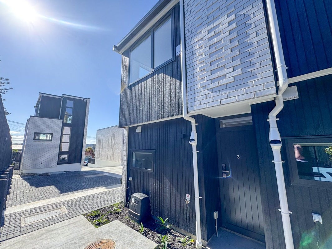 3/9 Utting Street, Birkdale, Auckland - Carousel 10