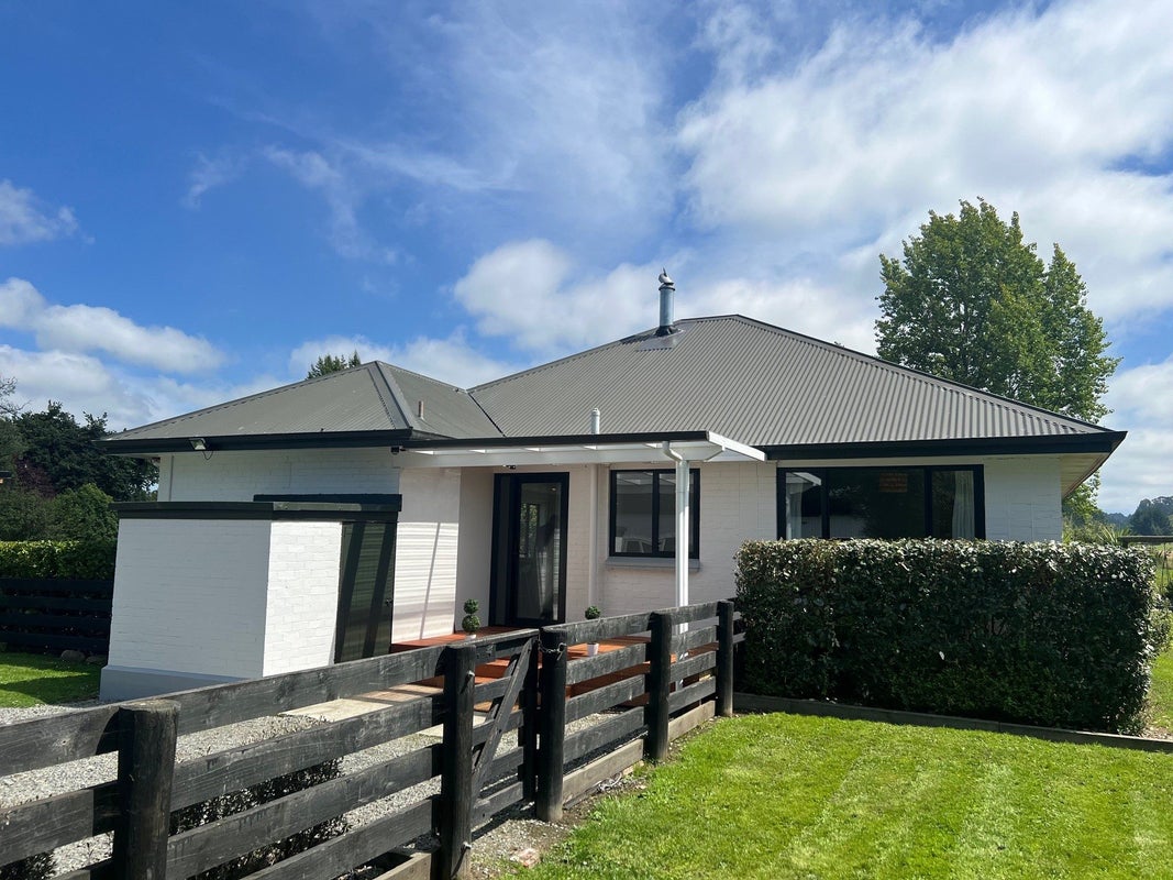 34 Brenton Road, Hilton, Geraldine - Carousel 2