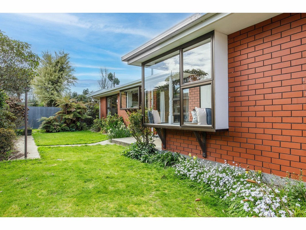 2/5 Ludecke Place, Sockburn, Christchurch - Carousel 15