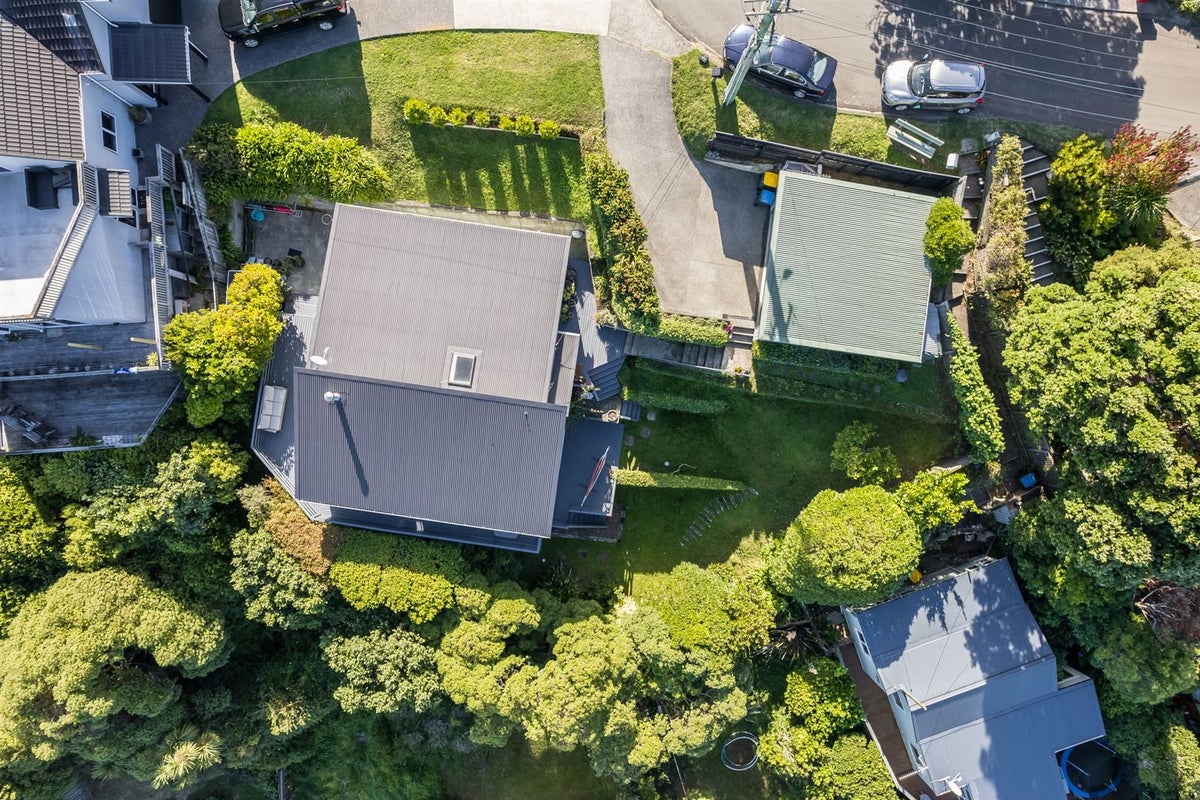 22 Gordon Road, Plimmerton, Porirua - Carousel 32