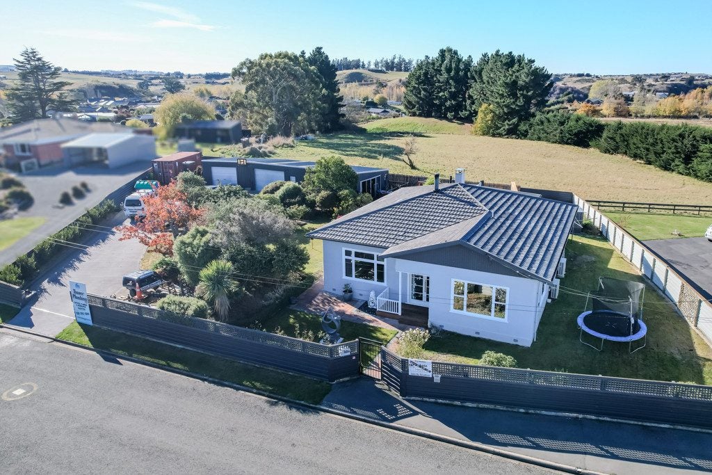 37 Oban Street, Holmes Hill, Oamaru - Carousel 1
