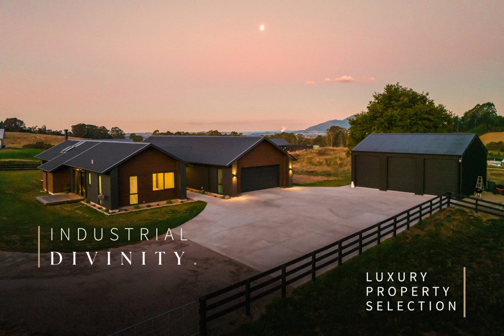 2 Vickers Way, Acacia Bay, Taupo - Carousel 1
