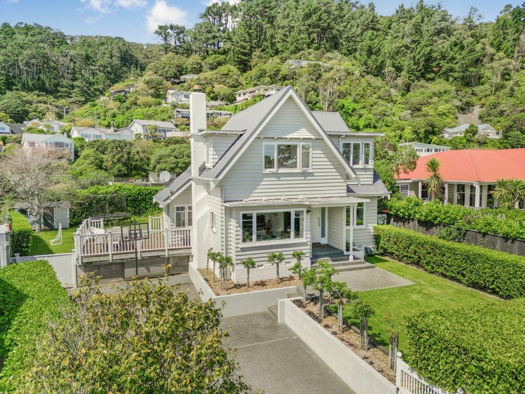 97 Muritai Road, Eastbourne, Lower Hutt - Carousel 1