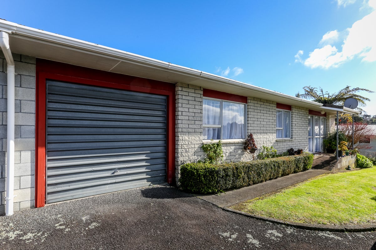 78 Cumberland Street, Welbourn, New Plymouth - Carousel 2