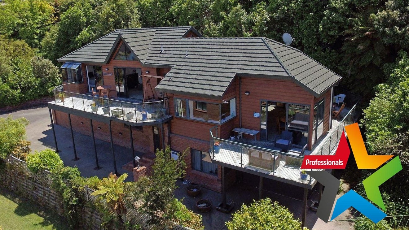 31 Ewing Grove, Acacia Bay, Taupo - Carousel 2