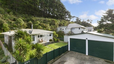 285 Happy Valley Road, Owhiro Bay, Wellington - Carousel 1