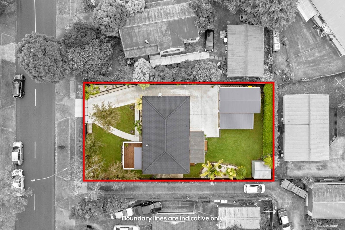 14 Luanda Drive, Ranui, Auckland - Carousel 14