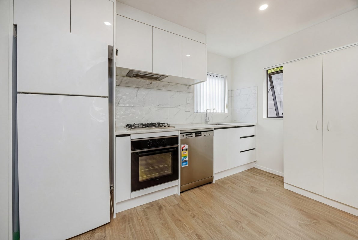 5/16 Clark Road, Pahurehure, Papakura - Carousel 2