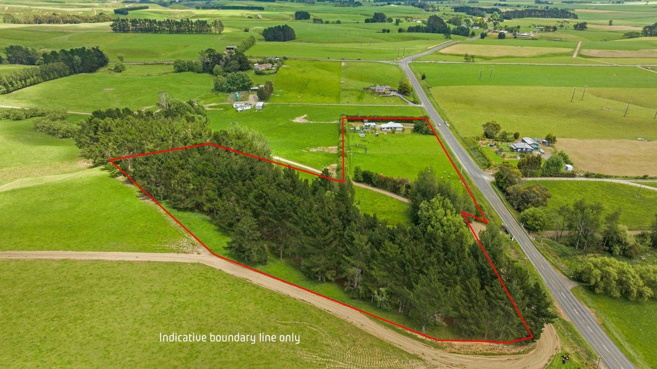 1247 Tennent Drive, Linton, Palmerston North - Carousel 1