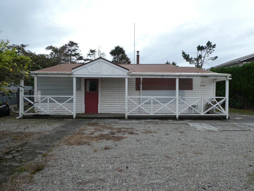 38 Cook Street, Carters Beach, Westport - Carousel 1