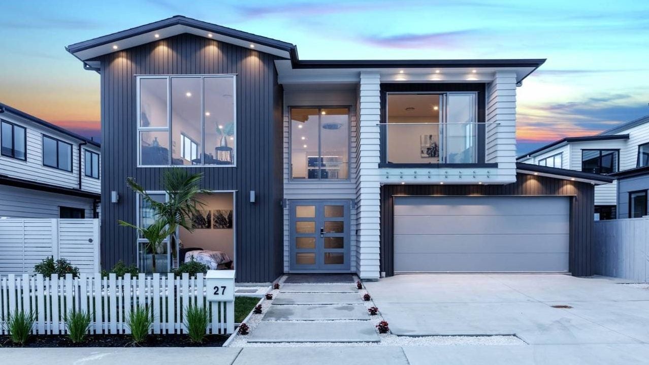 27 Aviation Drive, Hobsonville, Auckland - Carousel 1