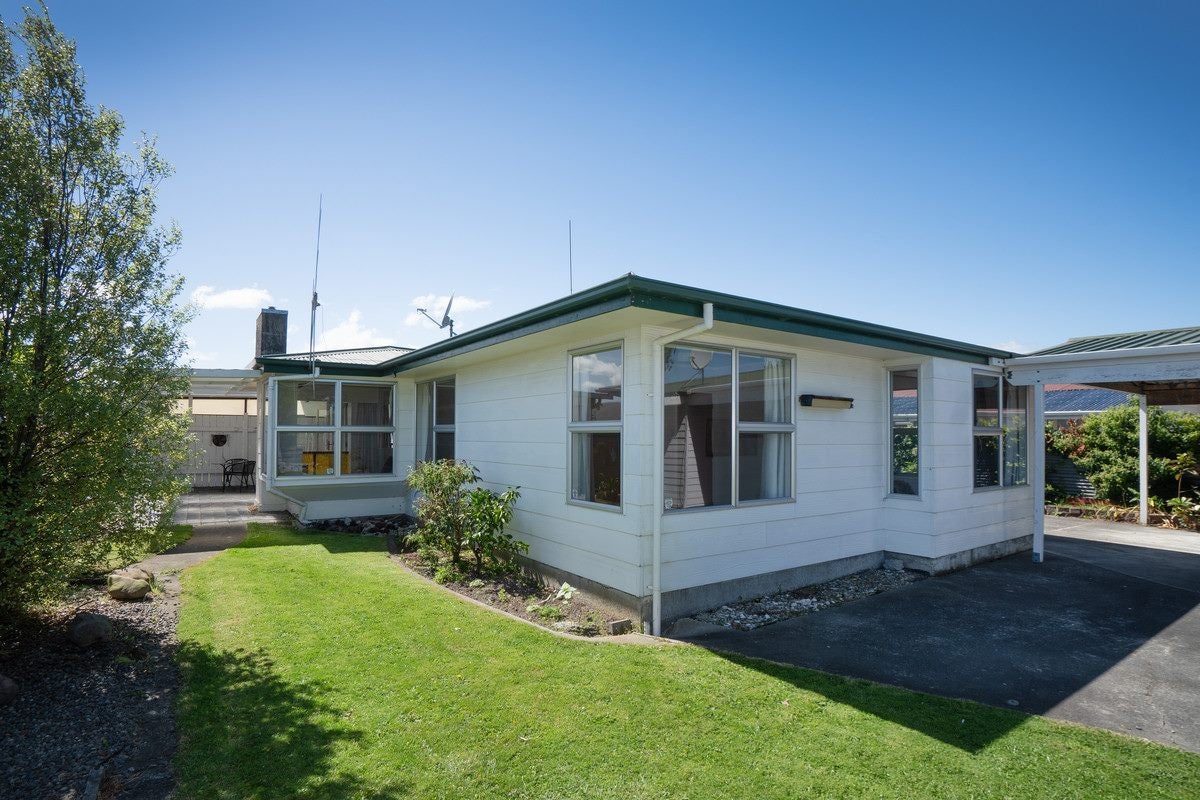 144 Milson Line, Milson, Palmerston North - Carousel 1