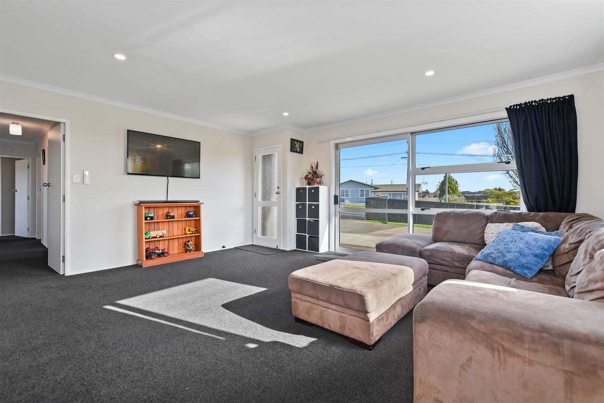 73B Tuhikaramea Road, Dinsdale, Hamilton - Carousel 2