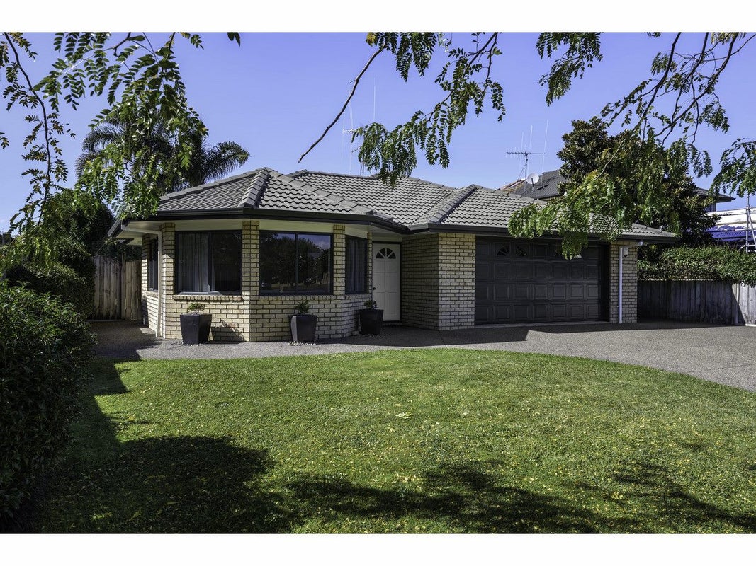 4 Ballantrae Place, Huntington, Hamilton - Carousel 1
