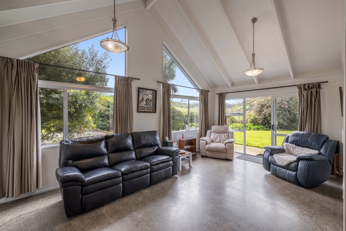 24 Johnson Road, Pukehina, Te Puke - Carousel 2