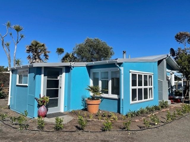 12 Ferguson Street North, Bay View, Napier - Carousel 2