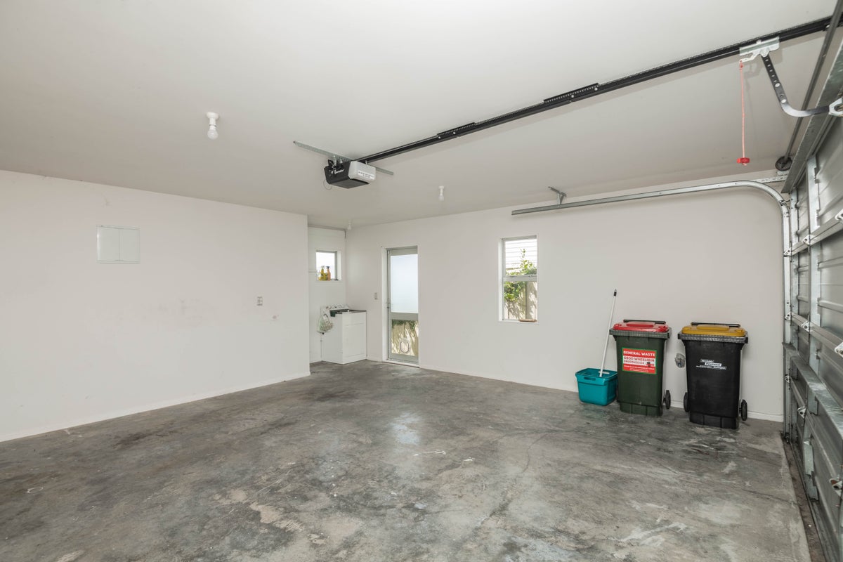 68 Waverton Terrace, Churton Park, Wellington - Carousel 17