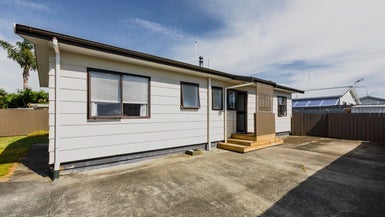 2/205 AVONDALE RD, GREENMEADOWS, NAPIER - Carousel 1