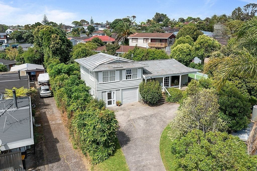 10 Wilbur Place, Pakuranga Heights, Auckland - Carousel 1