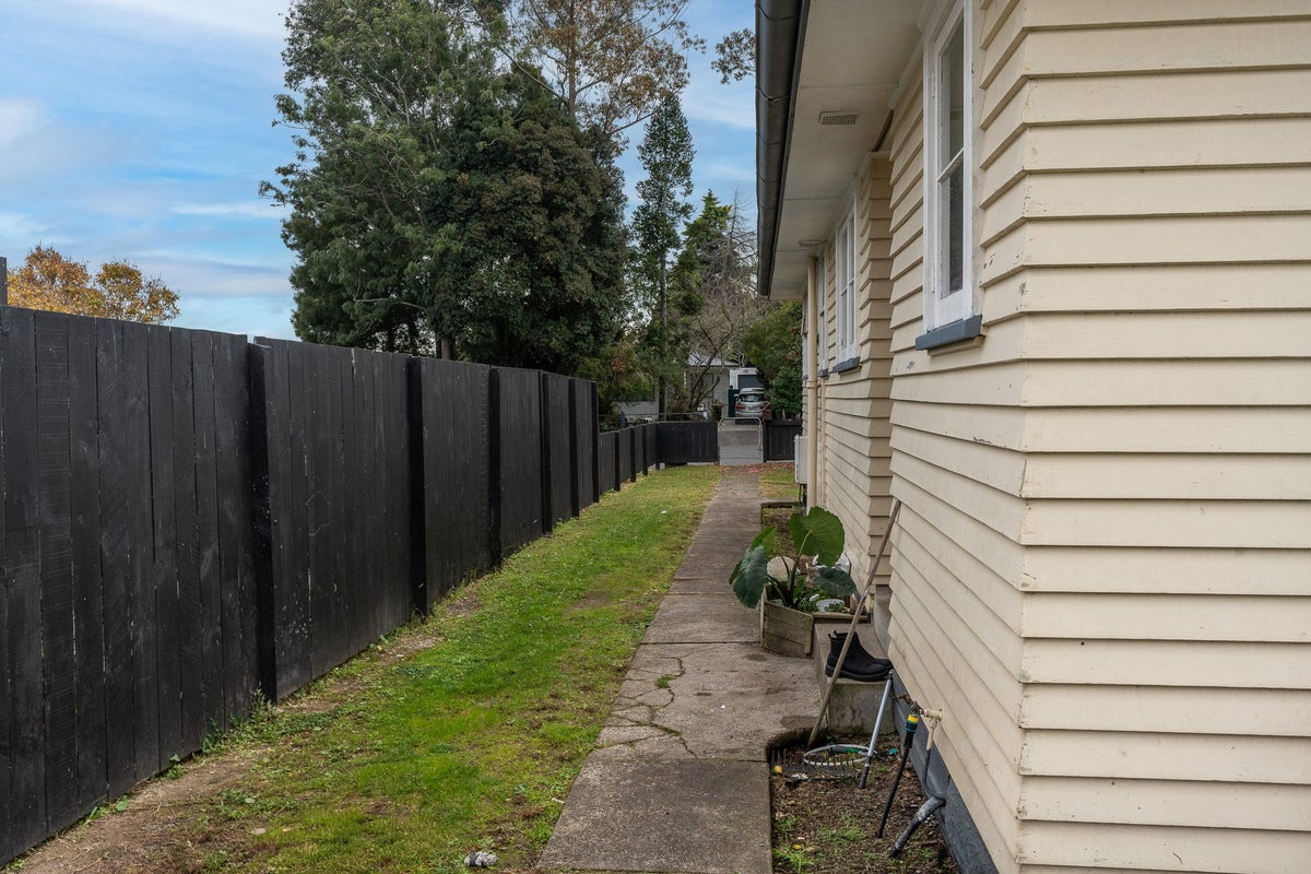 31 Karaka Street, Nawton, Hamilton, Waikato - Carousel 23