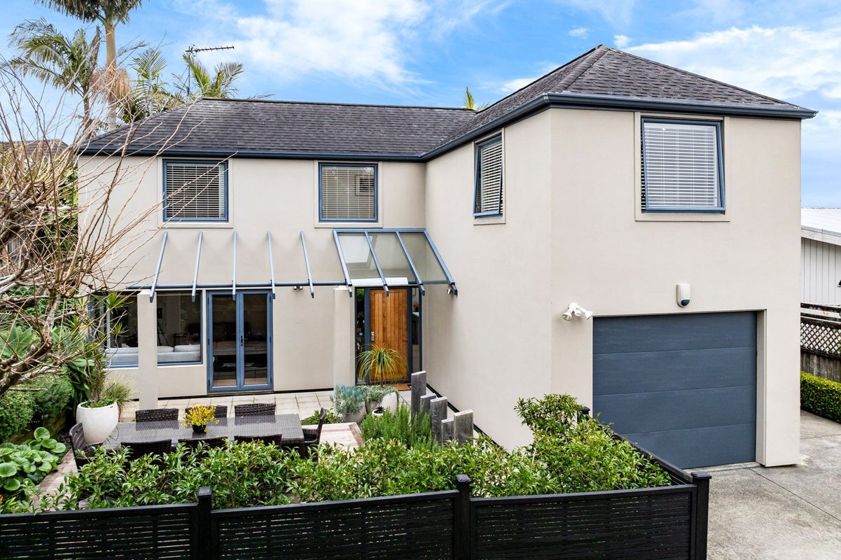 1A Elizabethan Gardens, Saint Heliers, Auckland - Carousel 1