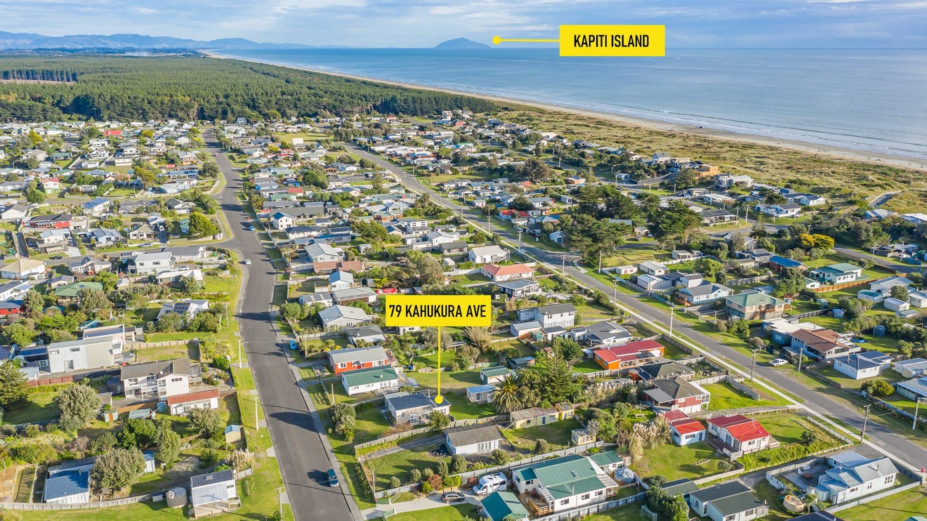 79 Kahukura Avenue, Waitarere Beach, Levin - Carousel 2