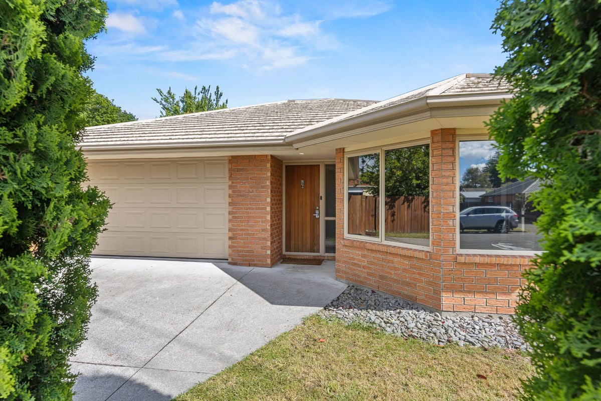 1 Henridge Place, Avonhead, Christchurch - Carousel 2
