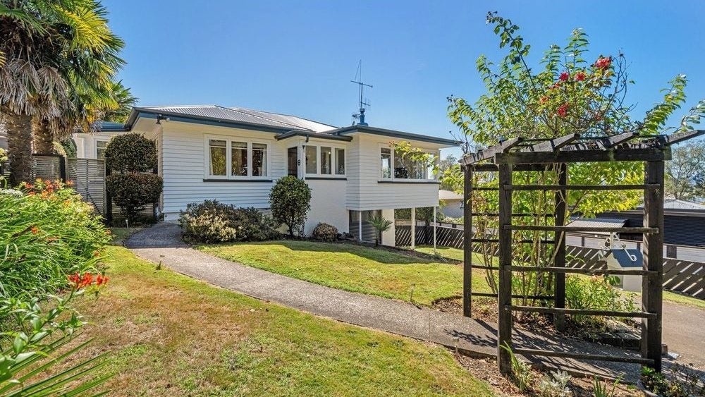 187 Sixteenth Avenue, Tauranga South, Tauranga - Carousel 1