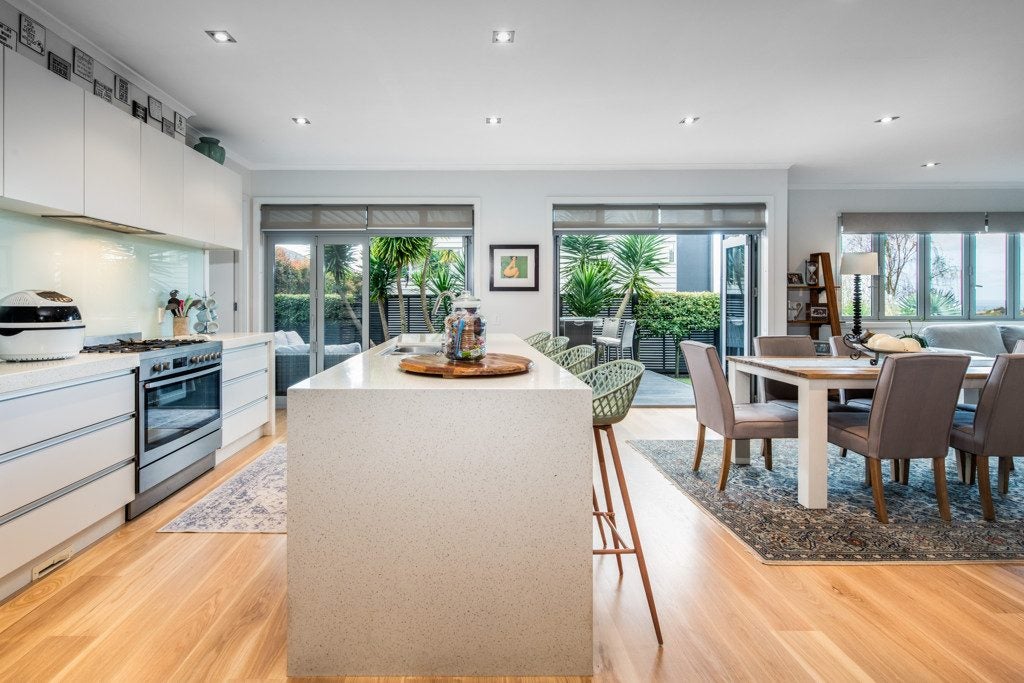 131 Kowhai Road, Mairangi Bay, Auckland - Carousel 2