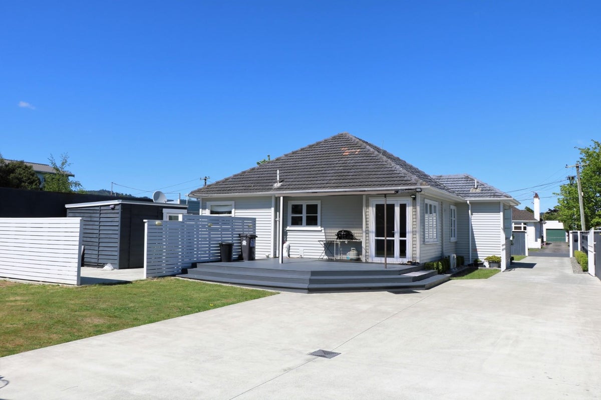 1 John Street, Trentham, Upper Hutt - Carousel 2