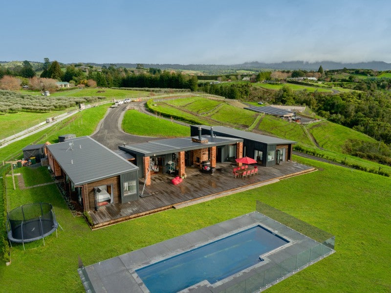 619A Esdaile Road, Whakamarama, Tauranga - Carousel 1