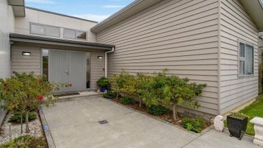 13 Mo Street, Camborne, Porirua - Carousel 1
