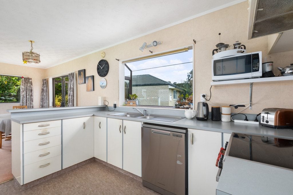133A Athenree Road, Athenree, Waihi Beach - Carousel 2