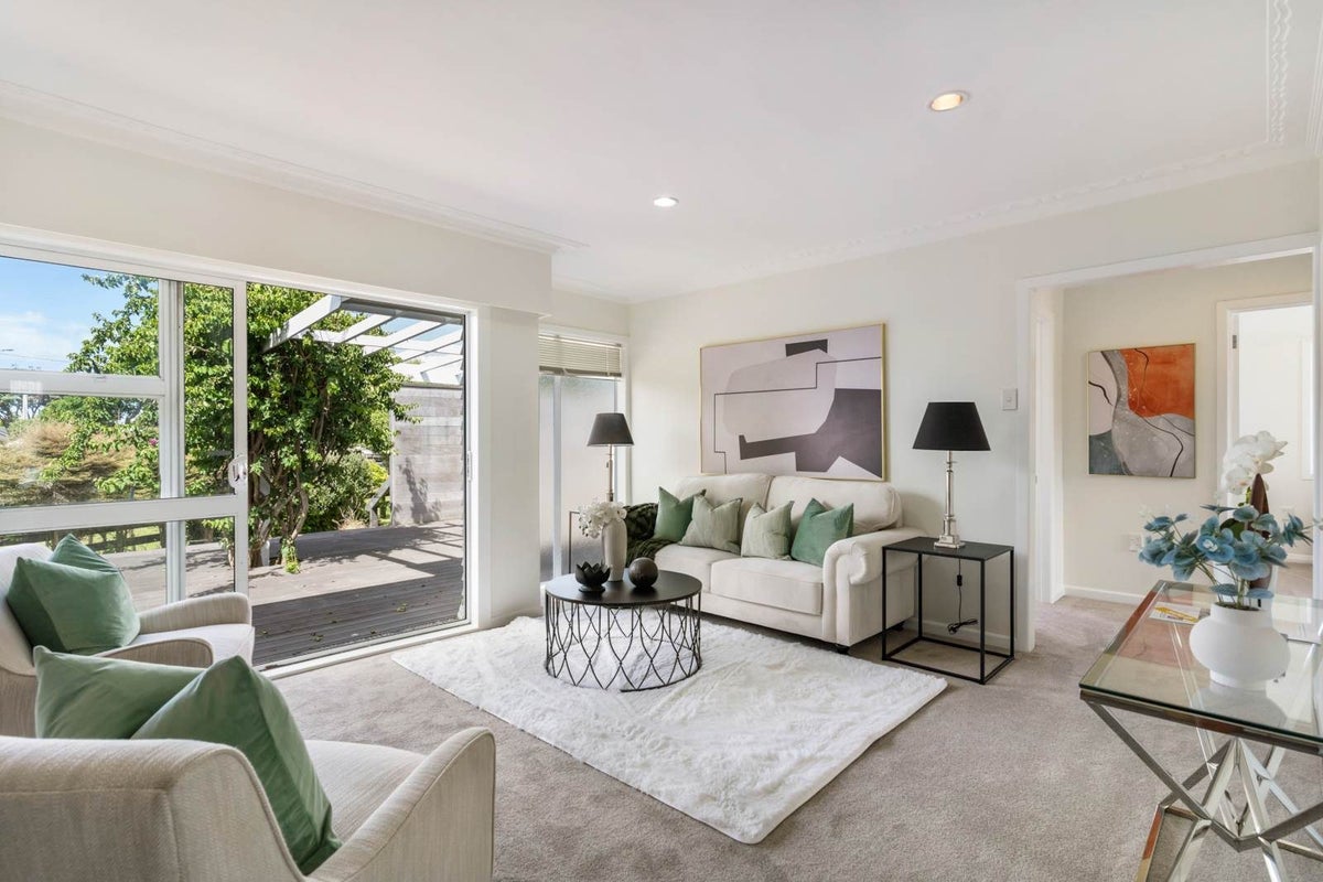 136A Campbell Road, One Tree Hill, Auckland - Carousel 2