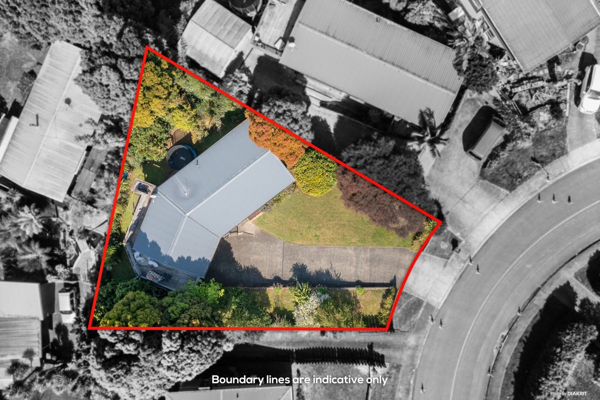 10 Hartley Terrace, Massey, Auckland - Carousel 2