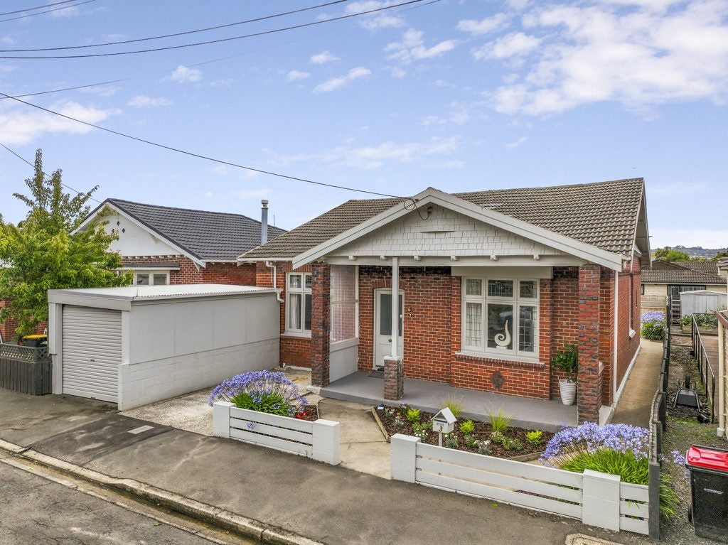 3 Massey Avenue, Saint Clair, Dunedin - Carousel 2