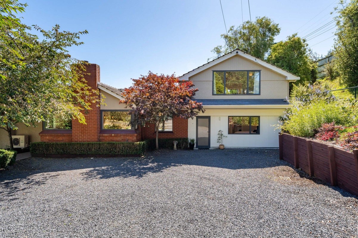 332 Kenmure Road, Kenmure, Dunedin - Carousel 1