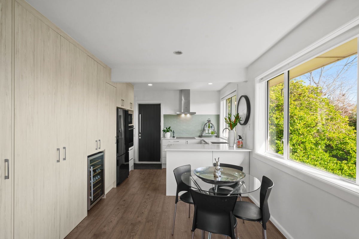 198 Centaurus Road, Saint Martins, Christchurch - Carousel 2