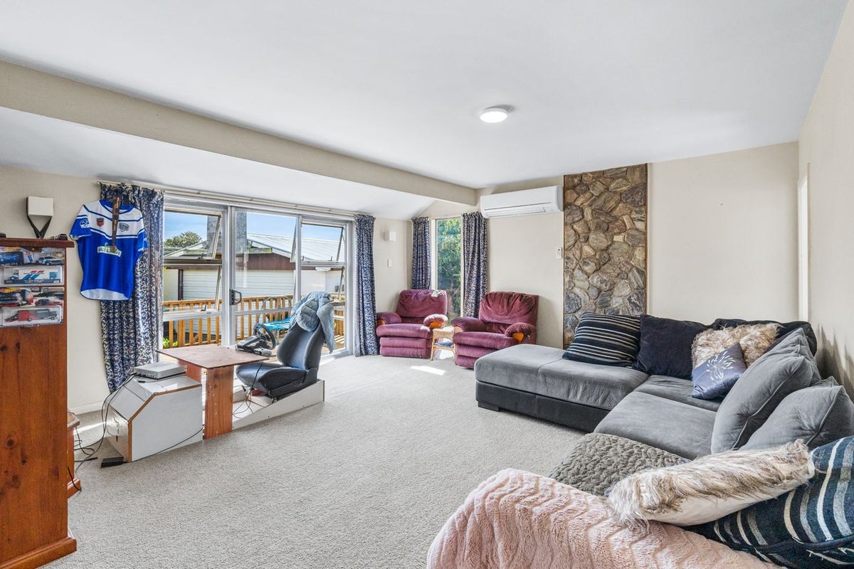35 Ontario Place, Wainoni, Christchurch - Carousel 2