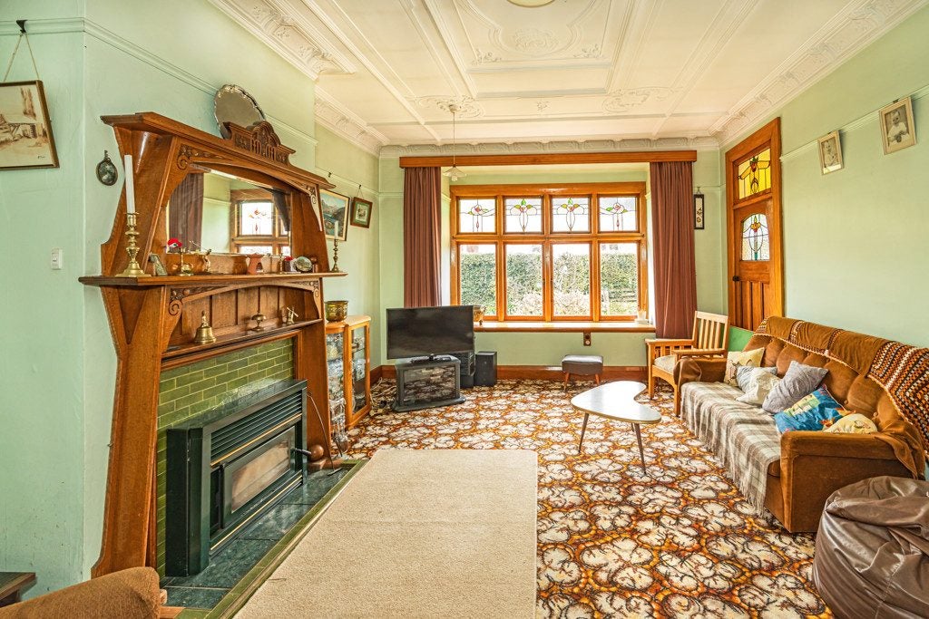 61 Hull Street, South Hill, Oamaru - Carousel 2