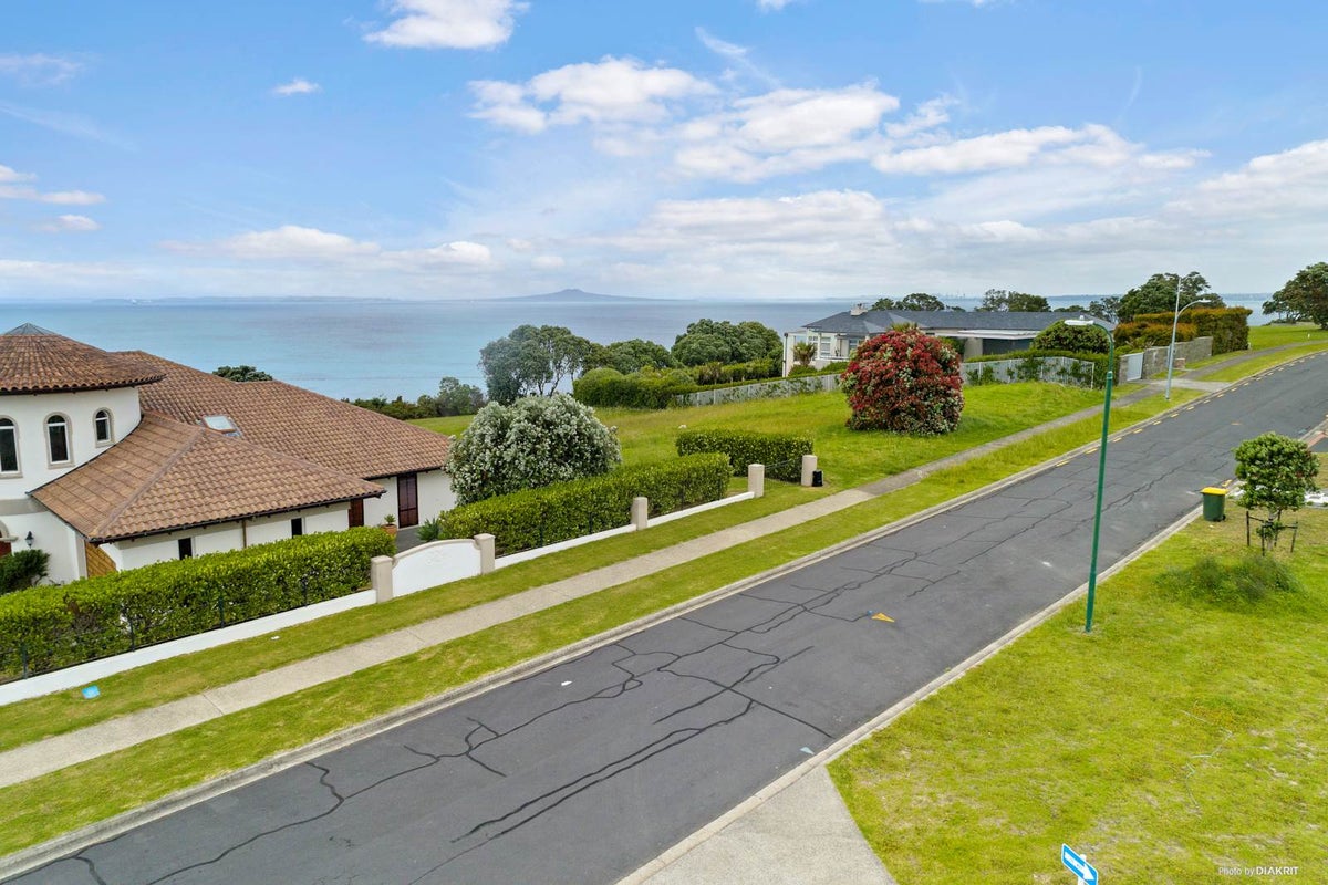 337 Pinecrest Drive, Gulf Harbour, Whangaparaoa - Carousel 6