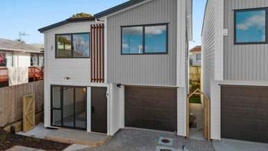 13D Blanche Way, Half Moon Bay, Auckland - Carousel 1