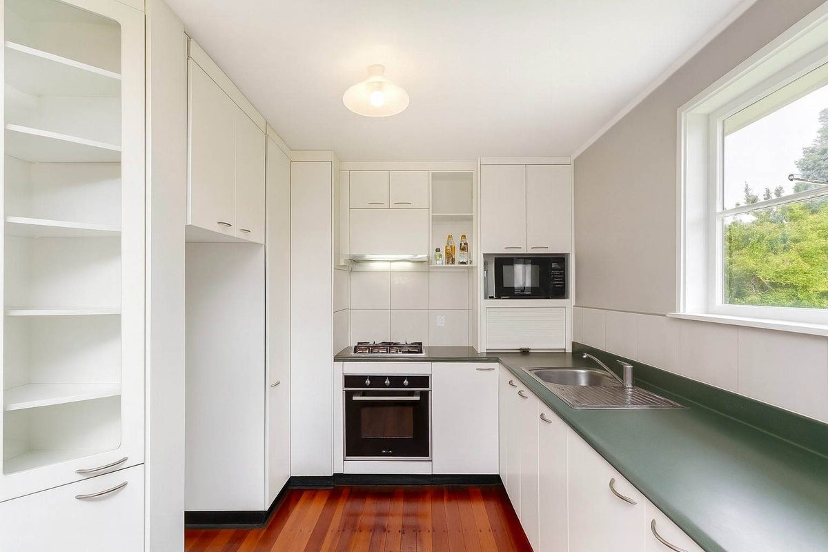 8 Ngarimu Road, Panmure, Auckland - Carousel 2