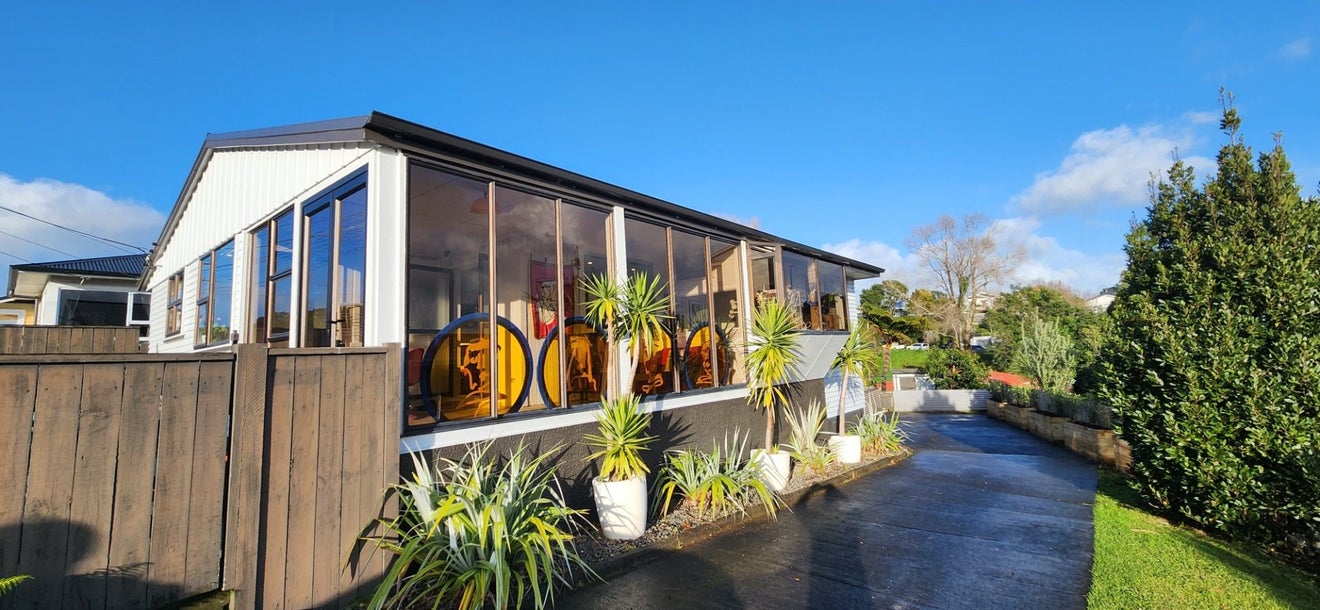 85 David Street, Lynmouth, New Plymouth - Carousel 1