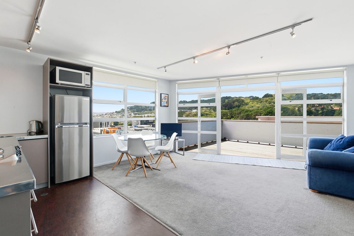 504/20 Hanson Street, Mount Cook, Wellington - Carousel 2