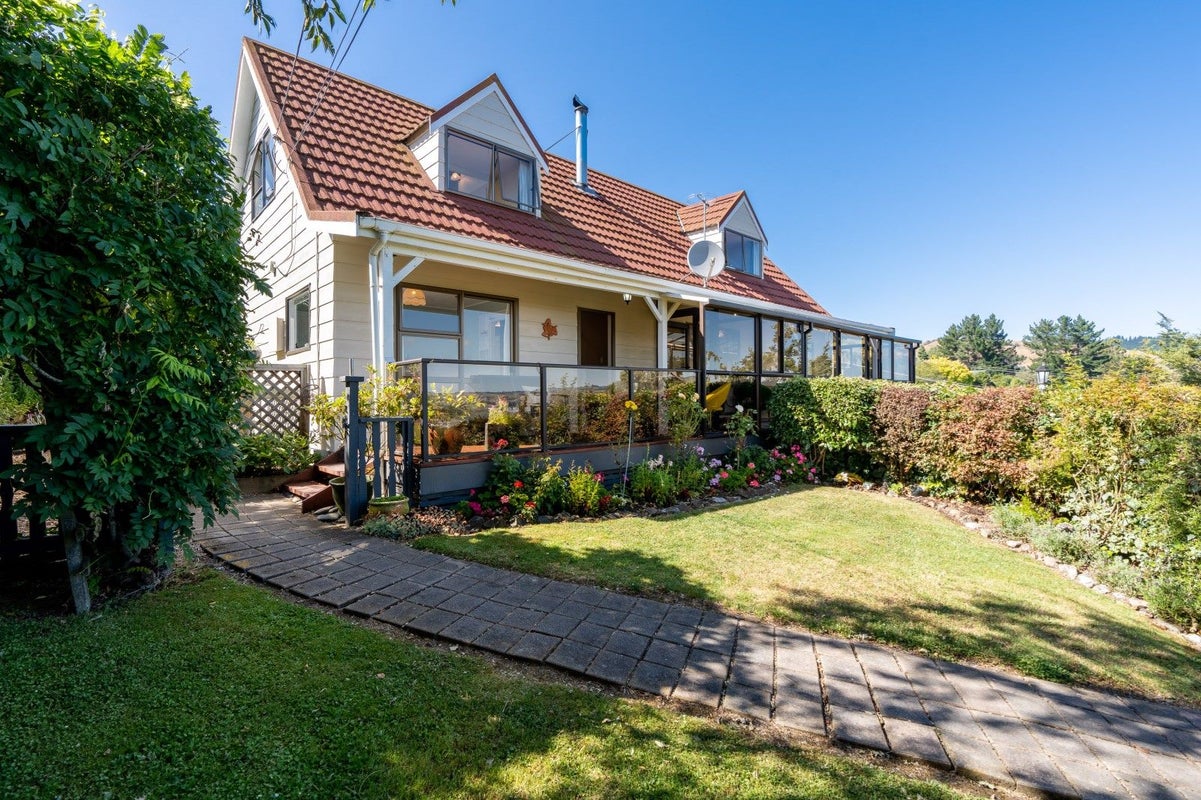 4 Kilgour Street, Waihola, Milton - Carousel 2