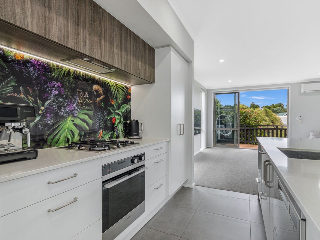 14 Taitonga Lane, Stanmore Bay, Whangaparaoa - Carousel 1